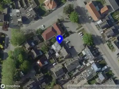 112 melding Ambulance met grote spoed naar de Oranjeplein in Budel-Dorplein