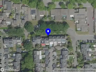 Brandweer met grote spoed naar de Sophiastraat in Waalre vanwege gebouwbrand