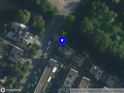 Ambulance met grote spoed naar de Valkkoogstraat in Amsterdam