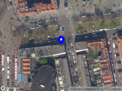 Ambulance met gepaste spoed naar de Slaghekstraat in Rotterdam