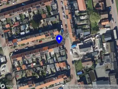 Ambulance met gepaste spoed naar de Schenkelstraat in Rhoon