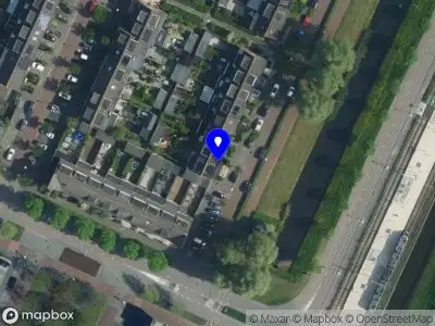 Ambulance met grote spoed naar de Paul Rodenkolaan in Amstelveen