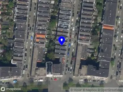 Ambulance met grote spoed naar de Jan Sonjéstraat in Rotterdam