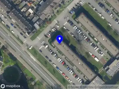 Brandweer met grote spoed naar de Petrus de Pagterlaan in Maassluis vanwege afhijsen patient