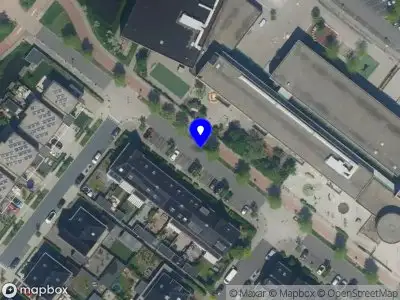 Ambulance met grote spoed naar de Johanna van Woudelaan in Beverwijk