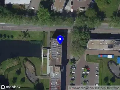 Ambulance met gepaste spoed naar de Atmosfeerstraat in Dordrecht