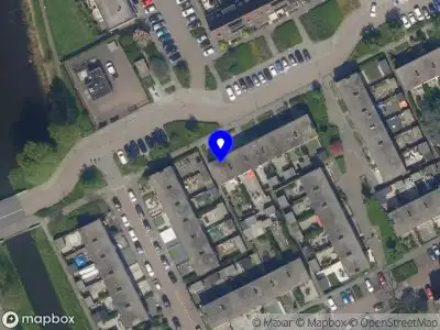 Ambulance met grote spoed naar de Reigerlaan in Capelle aan den IJssel
