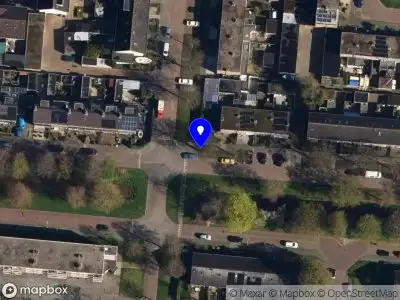 Brandweer en politie met grote spoed naar de Scherhemstraat in Sneek vanwege middelgrote brand