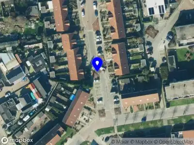 Brandweer met grote spoed naar de Storrenhoeve in Steenwijk vanwege afhijsen patient