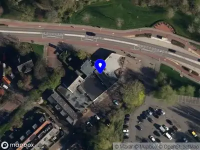 Politie met grote spoed naar de Bolswarderweg in Sneek vanwege ongeval met letsel