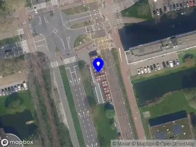 Ambulance met grote spoed naar de Prins Alexanderlaan in Rotterdam