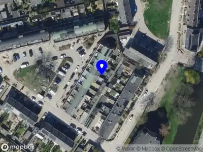 Brandweer met grote spoed naar de M.A. de Ruijterstraat in Spijkenisse vanwege stankoverlast