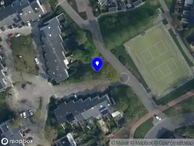 Brandweer met grote spoed naar de Het Sticht in Assen vanwege voertuigbrand