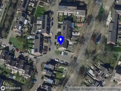 Brandweer met gepaste spoed naar de Lijster in Ridderkerk