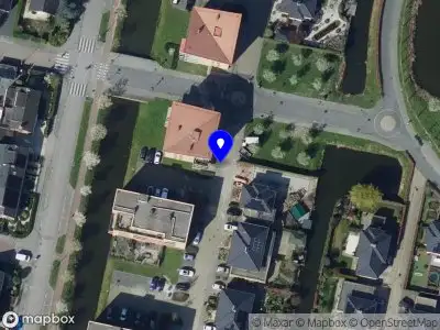 Ambulance met gepaste spoed naar de Dokter Herskade in Oud-Beijerland