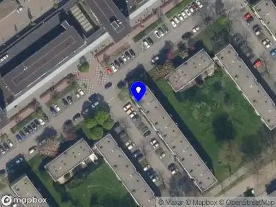 Ambulance met grote spoed naar de De Wildestraat in Schiedam