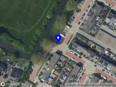 Ambulance met gepaste spoed naar de Jacques Perkstraat in Papendrecht