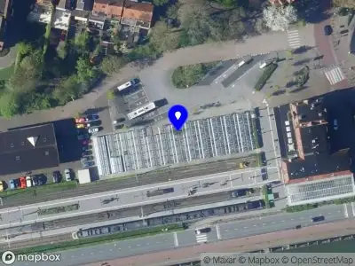 Brandweer met gepaste spoed naar de Stationsplein in Enkhuizen vanwege afgaan automatisch brandalarm