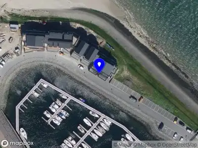 Brandweer met gepaste spoed naar de Havenweg in Sint-Annaland vanwege een liftopsluiting