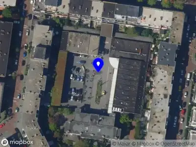 Ambulance met gepaste spoed naar de Anemoonstraat in 's-Gravenhage