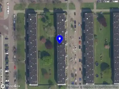 Ambulance met gepaste spoed naar de Herastraat in Rotterdam