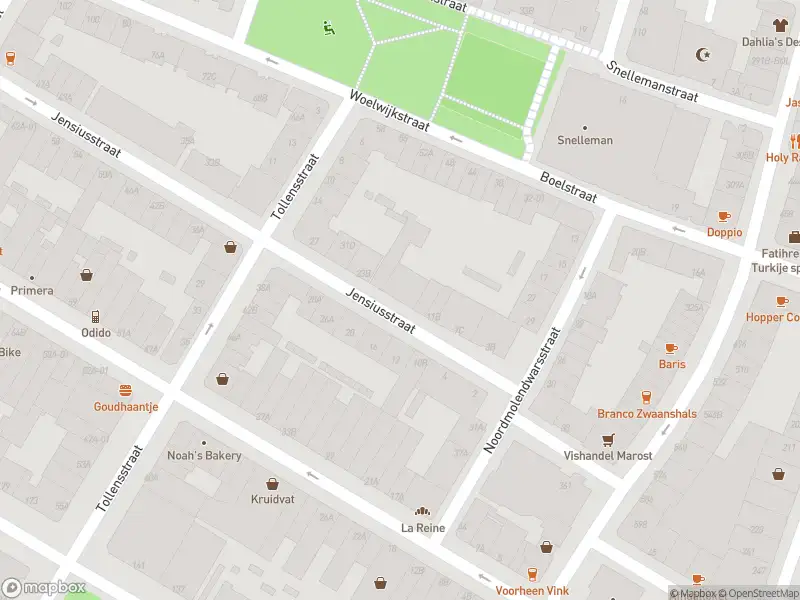 Ambulance met grote spoed naar de Jensiusstraat in Rotterdam