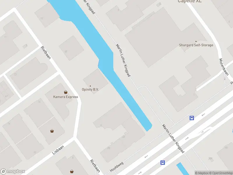 Ambulance met grote spoed naar de Spoorlaan in Capelle aan den IJssel