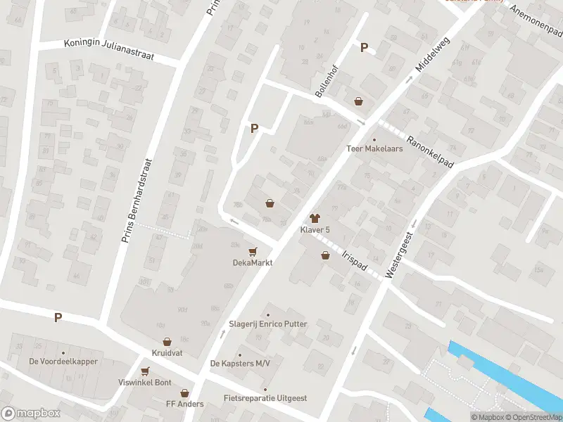 Ambulance met grote spoed naar de Middelweg in Uitgeest