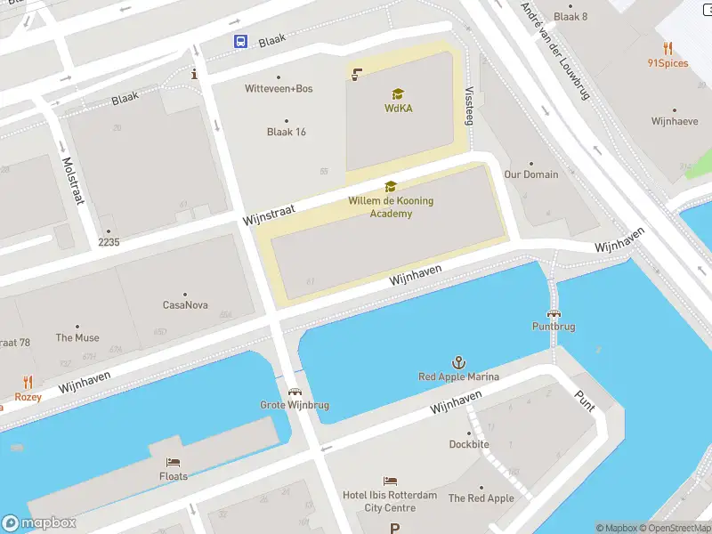 Brandweer met grote spoed naar de Wijnhaven in Rotterdam vanwege gebouwbrand