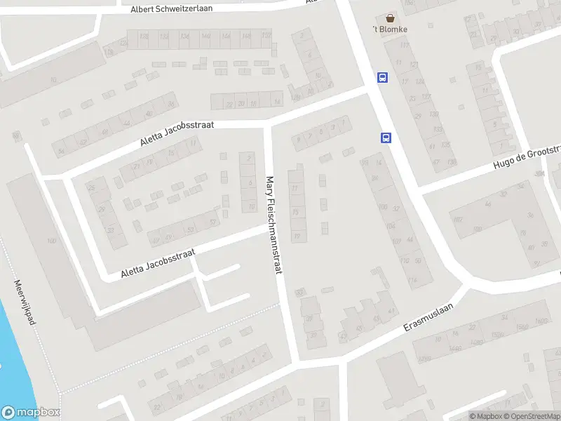 Ambulance met gepaste spoed naar de Mary Fleischmannstraat in Haarlem