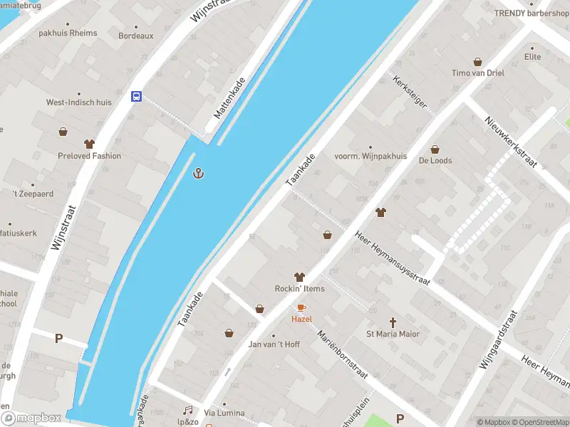 Ambulance met grote spoed naar de Taankade in Dordrecht