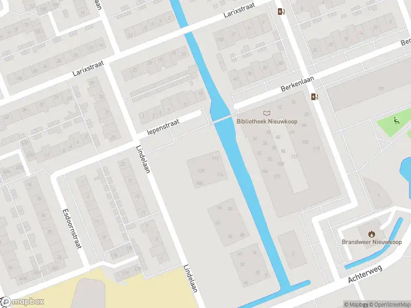 Brandweer met grote spoed naar de Larixstraat in Nieuwkoop vanwege waarnemen gaslucht