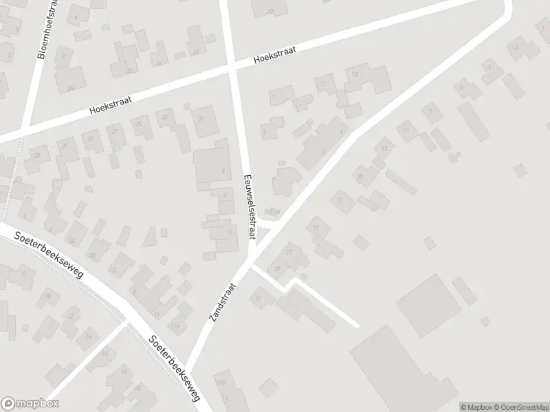 Brandweer met grote spoed naar de Parkstraat in Nuenen vanwege gebouwbrand