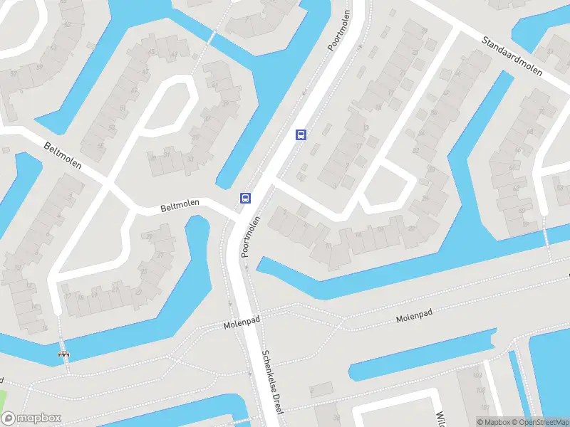 Ambulance met grote spoed naar de Zaagmolen in Capelle aan den IJssel