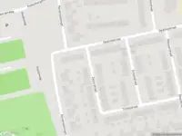 Brandweer en politie met gepaste spoed naar de Decorstraat in Maastricht vanwege stankoverlast