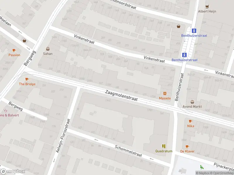Ambulance met gepaste spoed naar de Zaagmolenstraat in Rotterdam