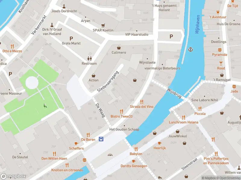 Ambulance met gepaste spoed naar de Wijnstraat in Dordrecht