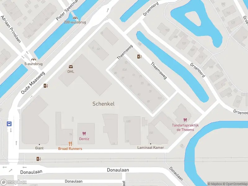 Ambulance met gepaste spoed naar de Theemsweg in Spijkenisse