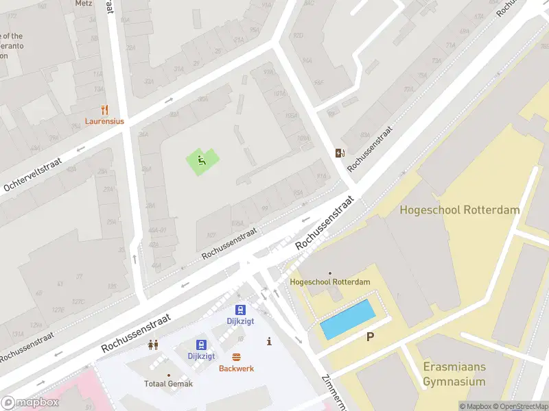 Ambulance met gepaste spoed naar de Rochussenstraat in Rotterdam
