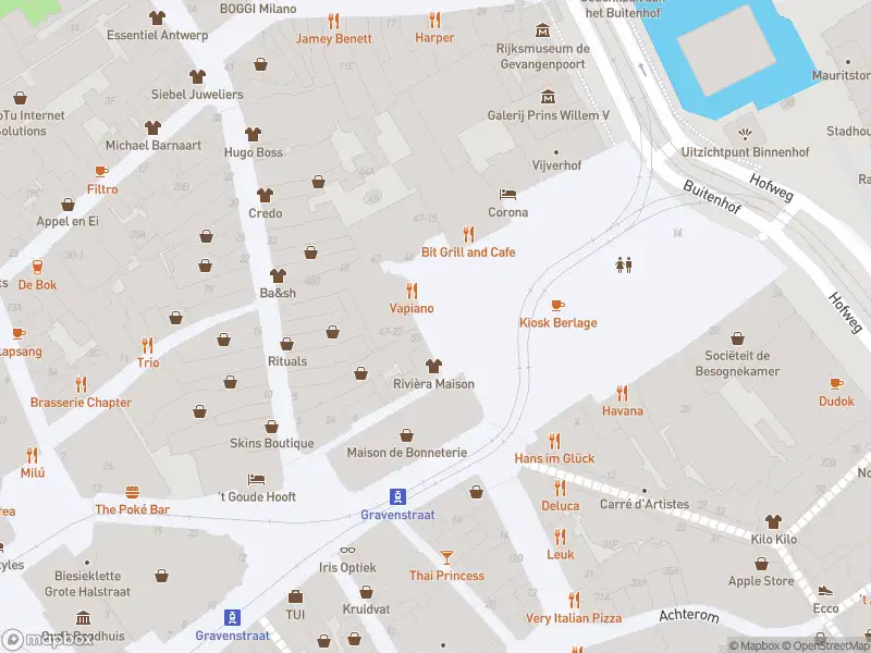 Ambulance met gepaste spoed naar de Prinsegracht in 's-Gravenhage