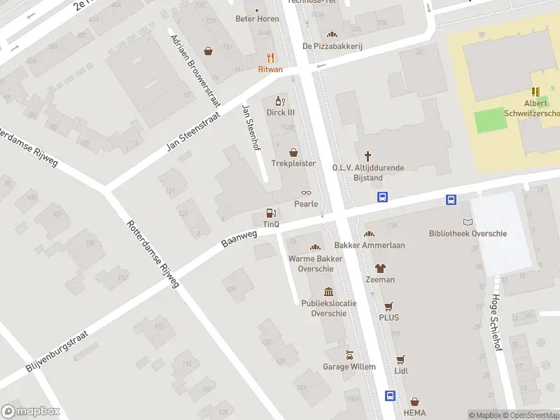 Ambulance met grote spoed naar de Baanweg in Rotterdam