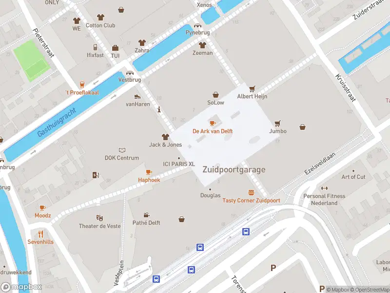 Brandweer met gepaste spoed naar de Bastiaansplein in Delft