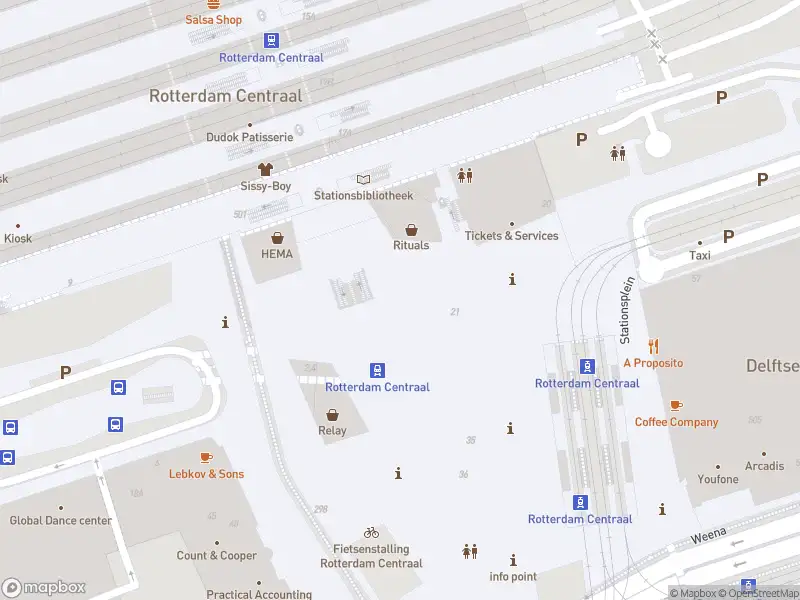 Ambulance met gepaste spoed naar de Delftseplein in Rotterdam