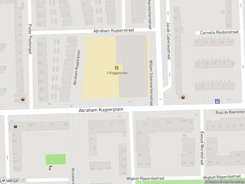 Ambulance met grote spoed naar de Abraham Kuyperplein in Amsterdam