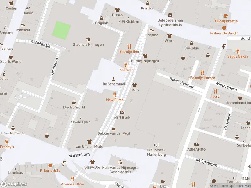 Brandweer met gepaste spoed naar de Marikenstraat in Nijmegen vanwege reanimatie