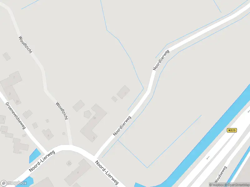 Ambulance met gepaste spoed naar de Noordlierweg in Schipluiden