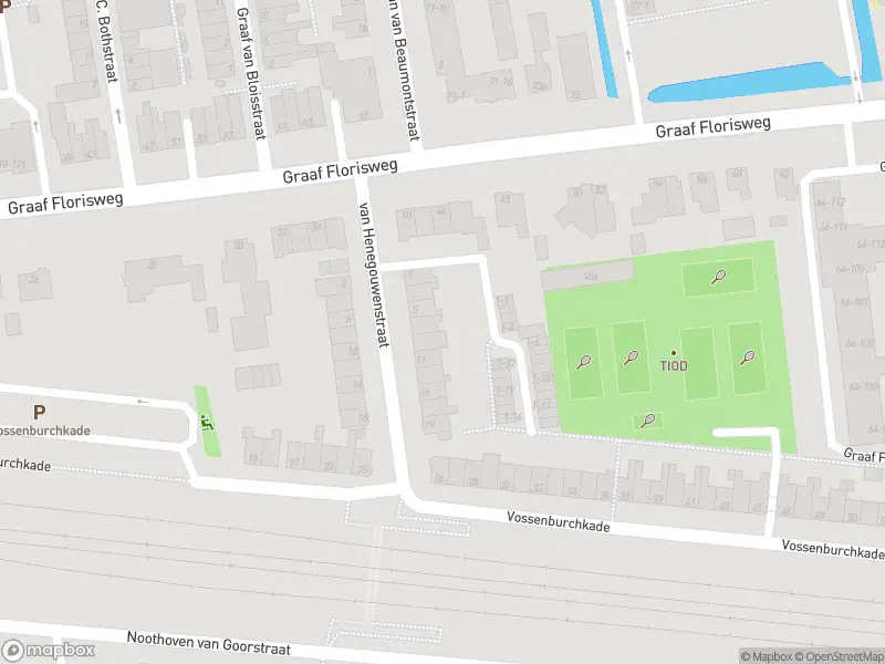 Ambulance met grote spoed naar de Van Henegouwenstraat in Gouda