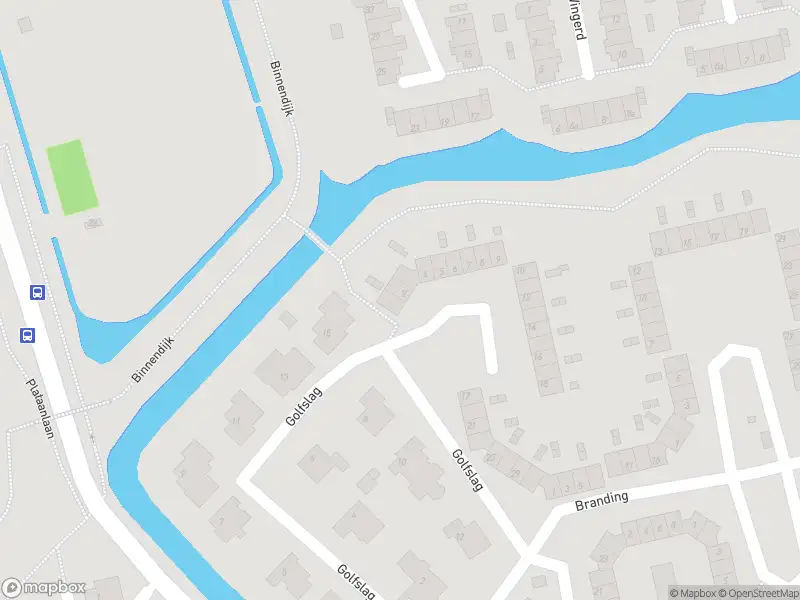 Brandweer met gepaste spoed naar de De Buffel in Hellevoetsluis vanwege een buitenbrand