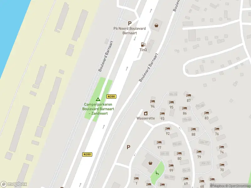 Ambulance met gepaste spoed naar de Boulevard Barnaart in Zandvoort