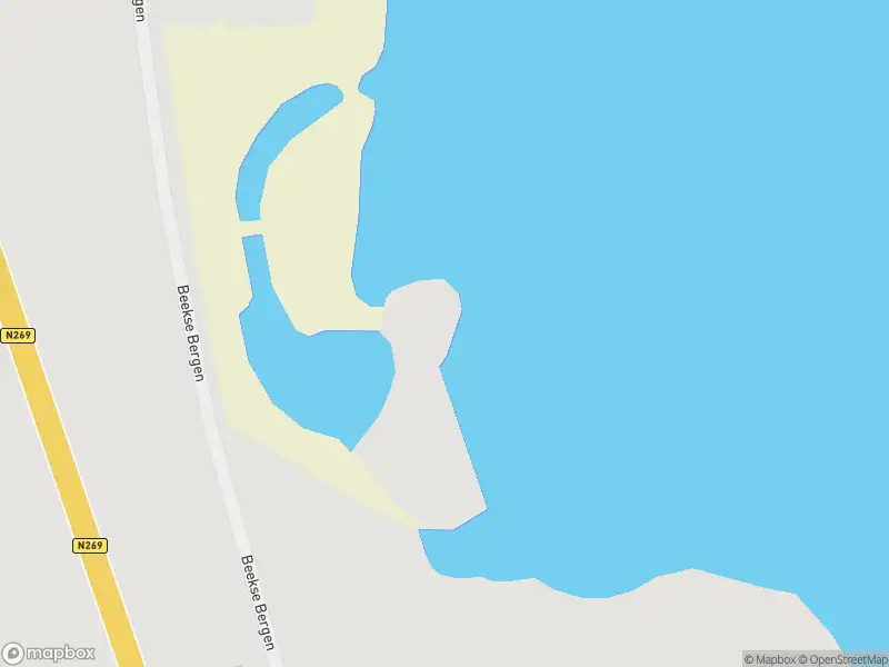 Brandweer met gepaste spoed naar de Beekse Bergen in Hilvarenbeek